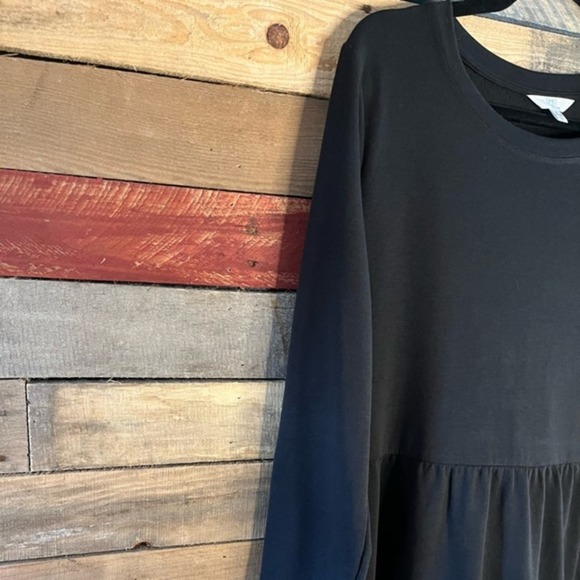 Time and Tru Black‎ Tiered Long Sleeve Dress Size Small - Picture 5 of 13